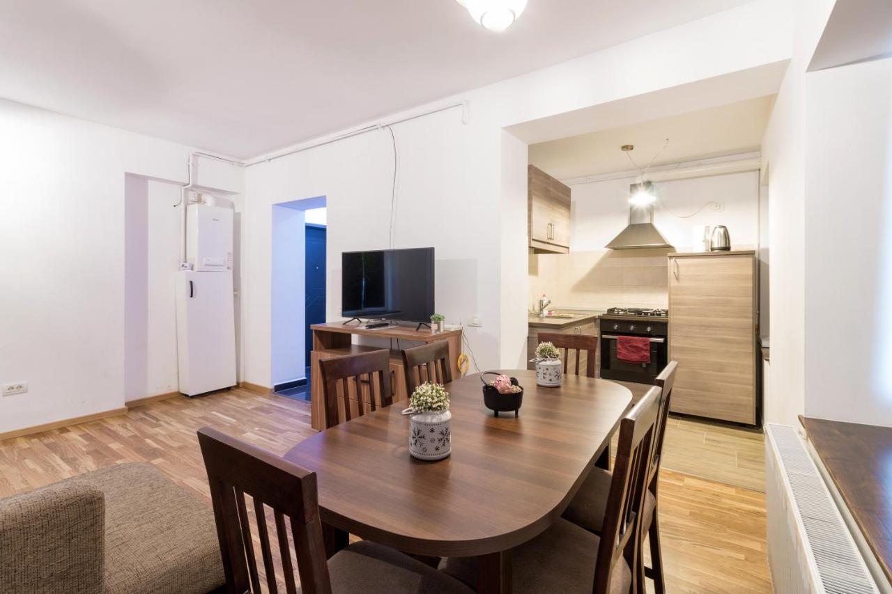 Lucky House Apartment Брашов Екстериор снимка