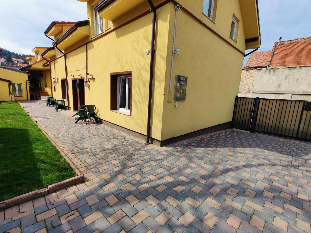 Lucky House Apartment Брашов Екстериор снимка
