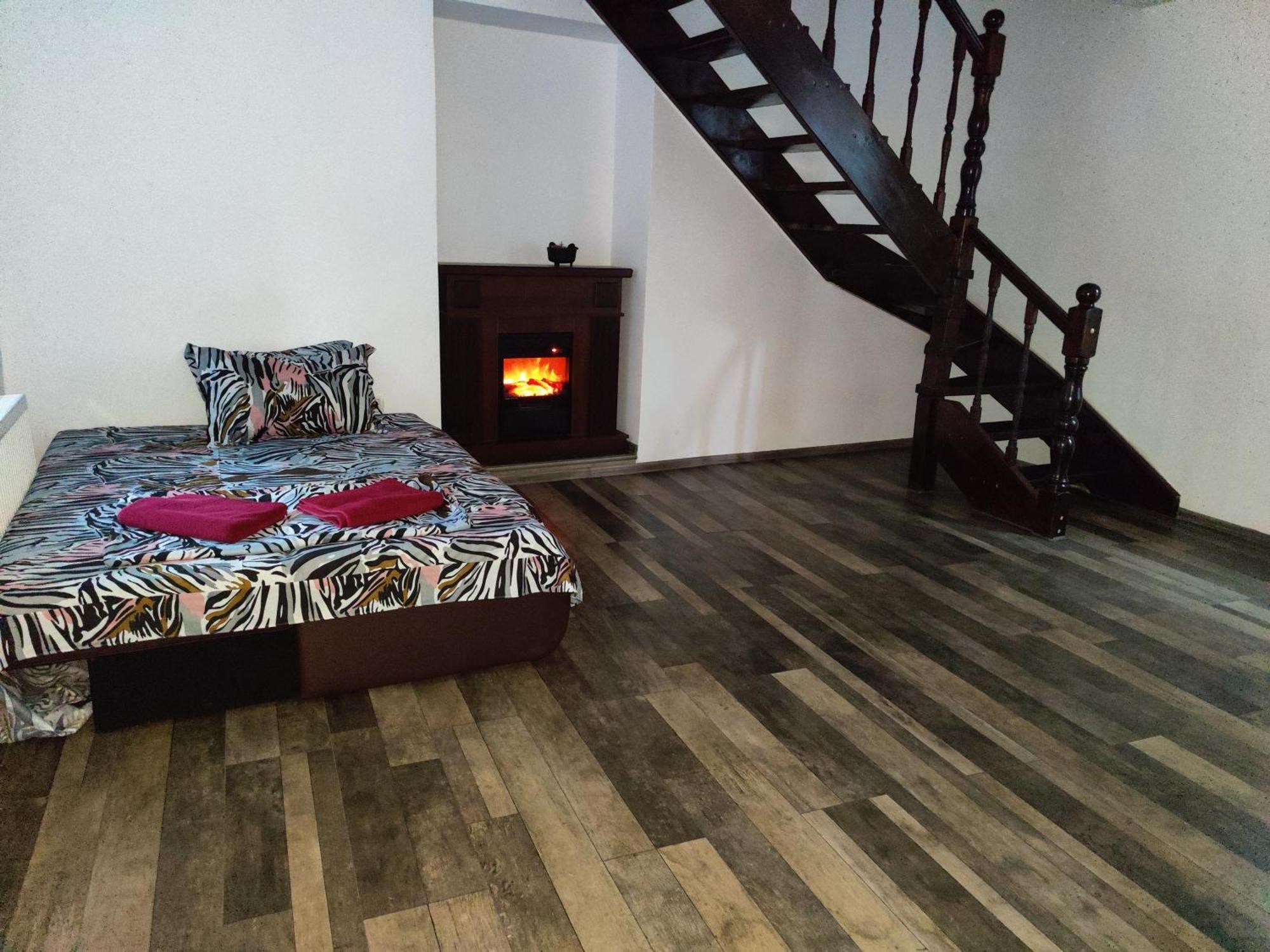 Lucky House Apartment Брашов Екстериор снимка